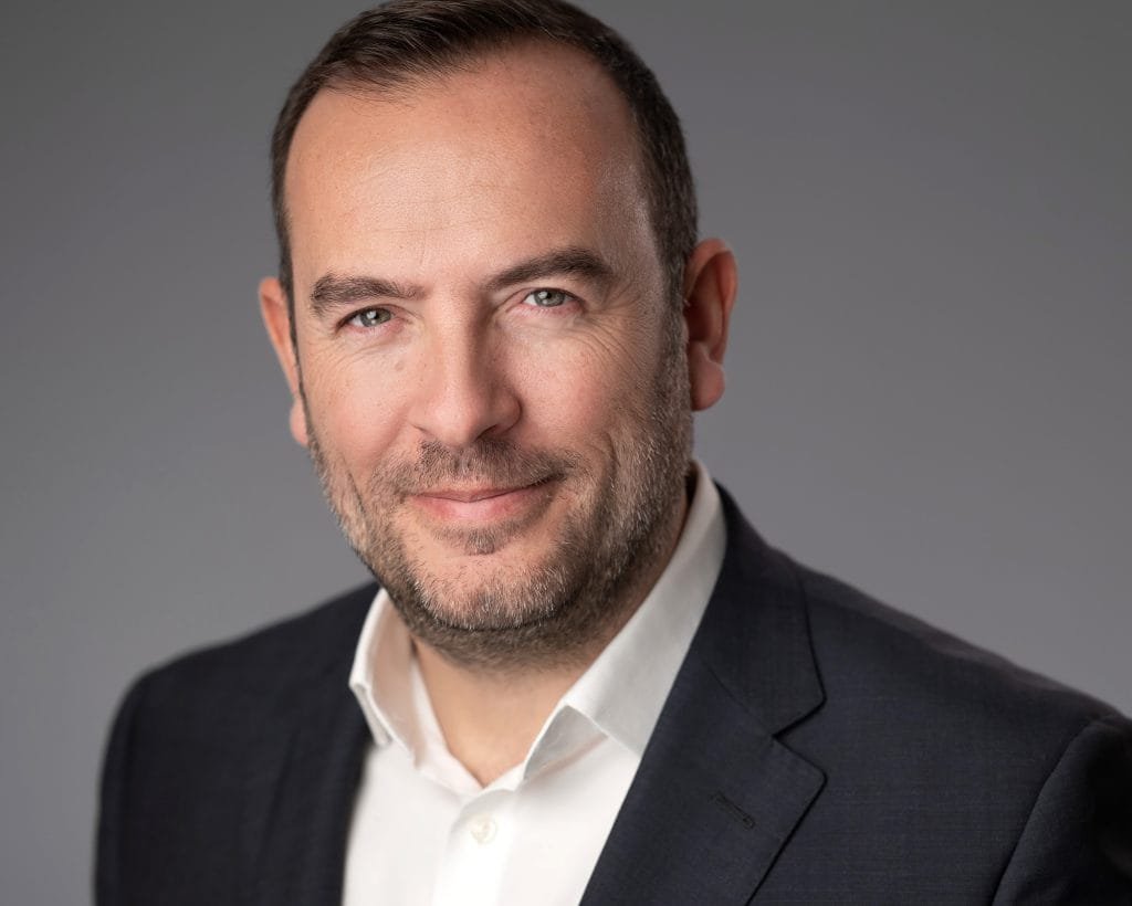 business-headshot-portrait-profile-picture-Lincoln-Nottingham-Leicester-Peterborough-Mike