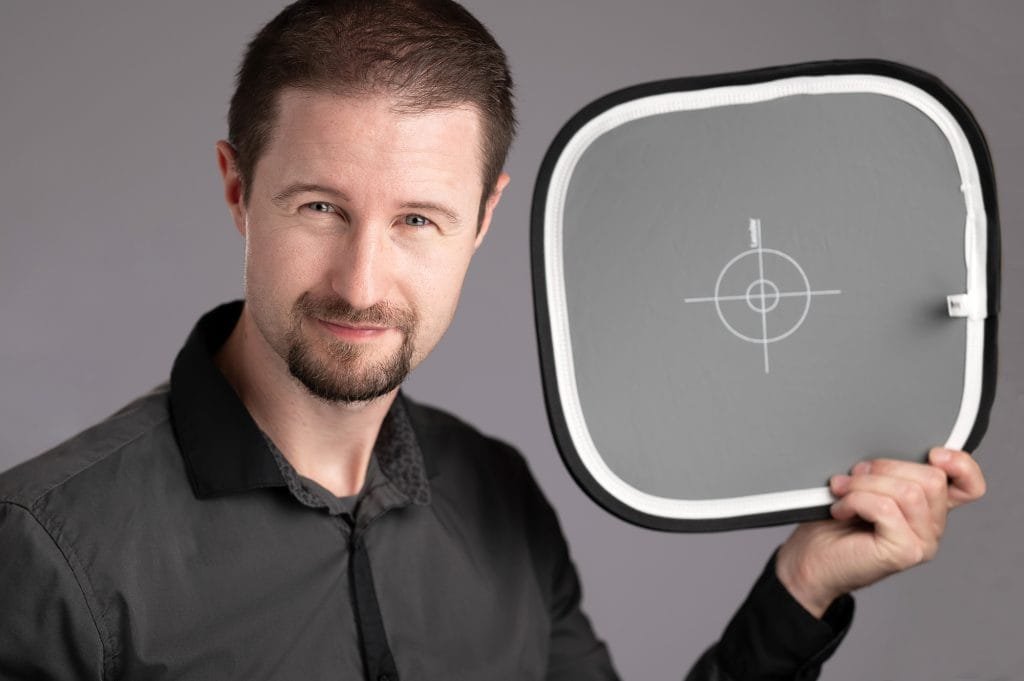 headshot-photographer-near-me-targeting-correct-skin-colour-Lincolnshire-acting-business-headshtos