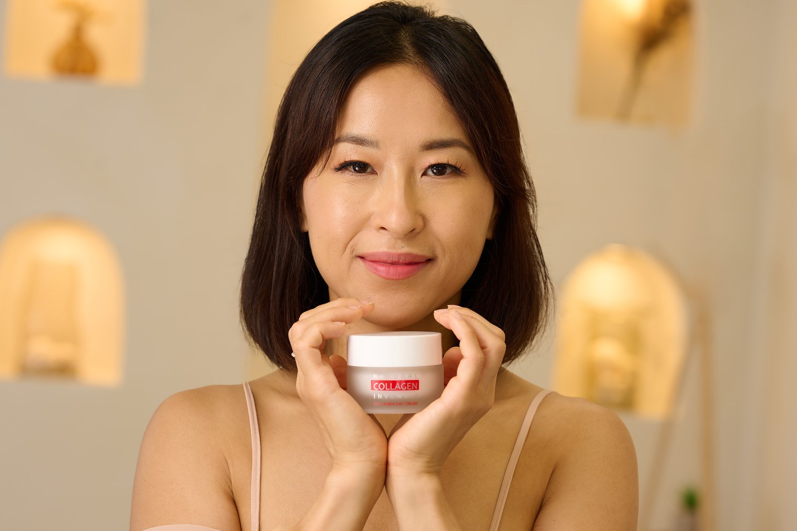 inventia-collagen-skincare-daily-routine-14242-2500px personal-branding-photos-imagery-social-pictures-influencer-book-reviewer-01